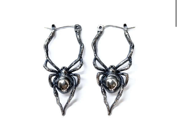 arcana obscura spider earrings