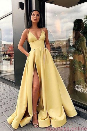 Yellow V-neck Prom Dress with Pockets
