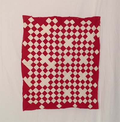 DQ121 Red & White Bassinette Quilt Top