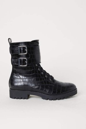Crocodile-patterned Boots - Black