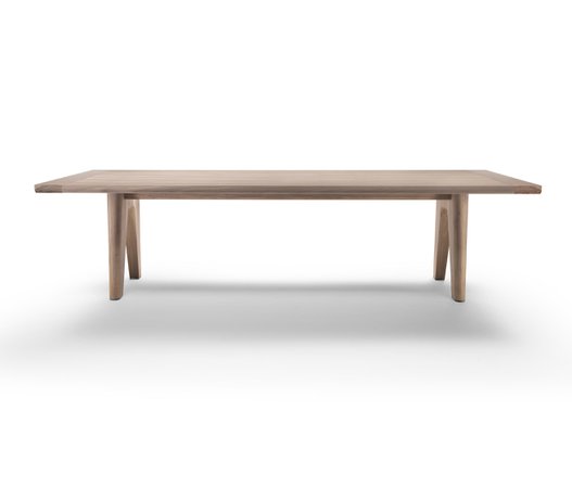 Blade Table by Giorgetti