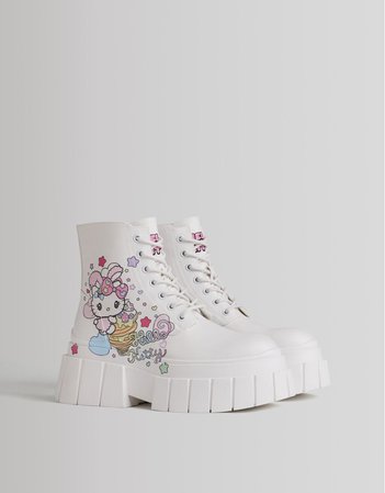 Hello Kitty platform lace-up ankle boots - Shoes - Woman | Bershka