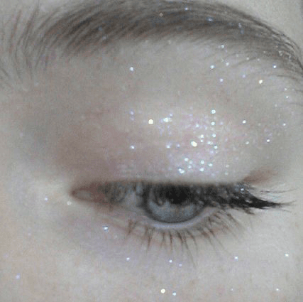 soft glitter makeup