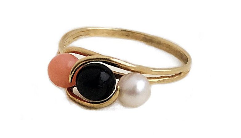 Vintage Coral Ring 14k Yellow Gold Pearl Black Onyx & Coral | Etsy