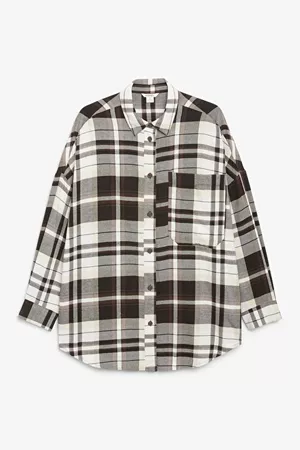 Oversized flannel shirt - Brown check - Shirts & Blouses - Monki WW