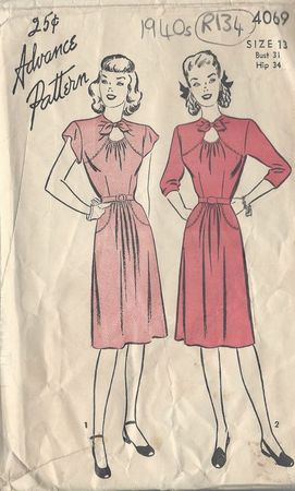 1940s Vintage Sewing Pattern DRESS