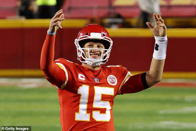 Super Bowl 2021: How to watch Tampa Bay Buccaneers play Kansas City Chiefs, time, TV, half-time show | Daily Mail Online