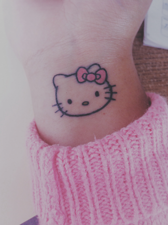 tatouage hello kitty