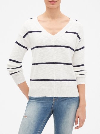 V-Neck Drop-Shoulder Sweater in Slub | Gap Factory