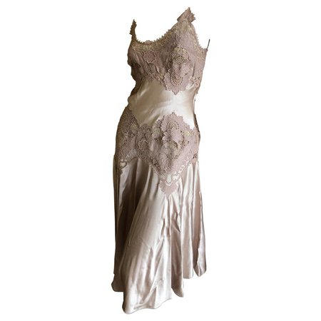 Alexander McQueen Romantic Champaign Pink Guipure Lace Dress Spring 2005 Size 42 For Sale at 1stdibs