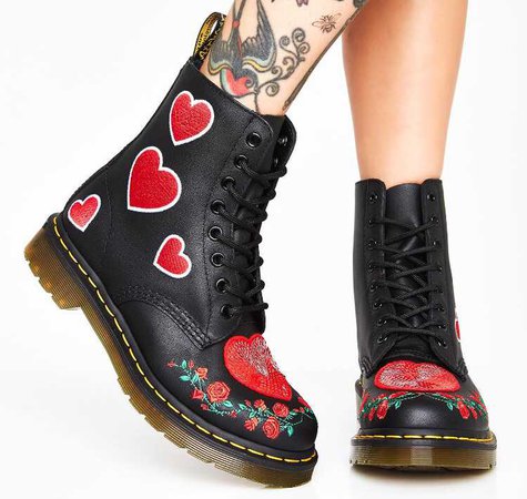 heart/rose designed boots