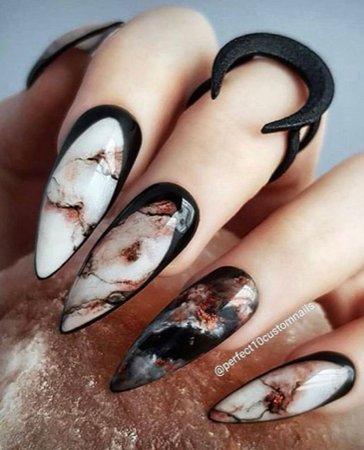 molted marble nails