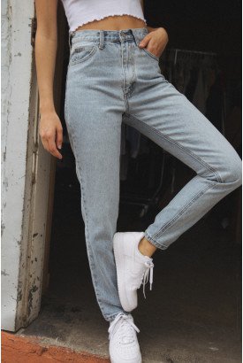 Sophie Light Wash Jeans - Just In