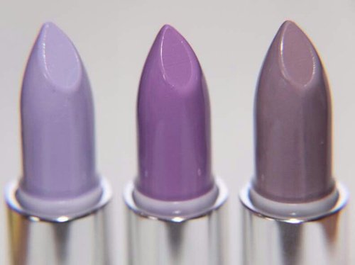 purple lipstick