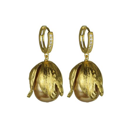 Iris Beige Pearls Hoop Earrings – Katerina Psoma