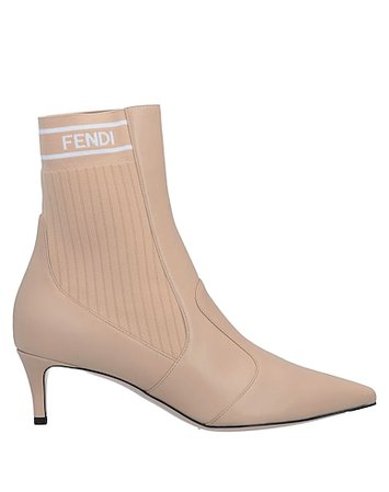 Chelsea Boots Fendi Γυναίκα - Chelsea Boots Fendi στο YOOX - 11624540DS
