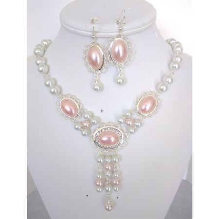 Pink Pearl Renaissance Necklace and Earrings