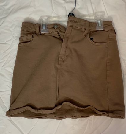 brown mini skirt