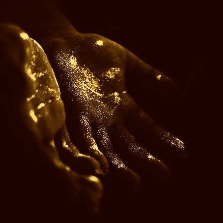 gold hands