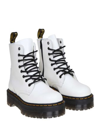 White boots Doc martens