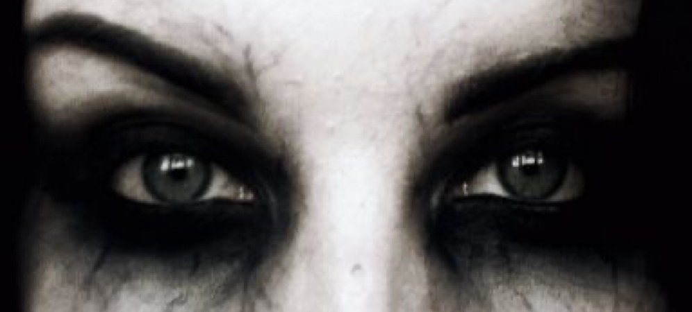 halloween creepy eye makeup