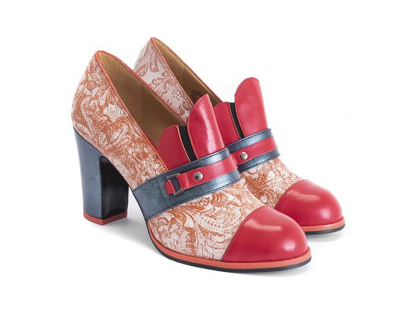 Fluevog Shoes | Shop | Carlyne (Blue/Red) | Scalloped tongue loafer heel