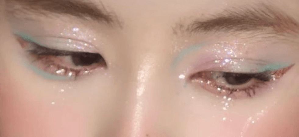 Korean glitter eye makeup