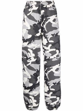 Nike camouflage-print tapered trousers