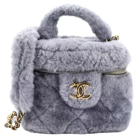 Chanel Coconing Top Handle Vanity Case with Chain Quilted Shearling Small For Sale at 1stDibs