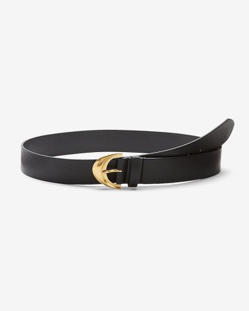 Curved Triangle Buckle Belt