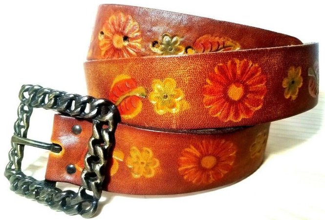 Vintage Tool-Stamped Leather 60's Retro Boho  Flower Hippie Belt