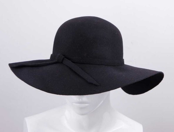 black sun hat