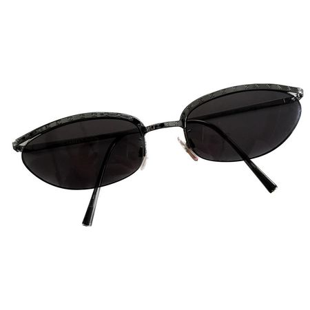 Vintage 90s Chanel CC Logo Sunglasses Rimless ... - Depop