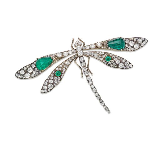 AN EMERALD AND DIAMOND DRAGONFLY BROOCH