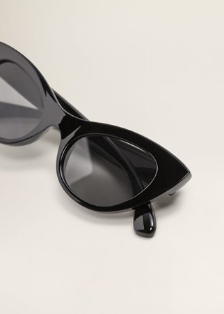 Cat-eye sunglasses - Women | Mango United Kingdom