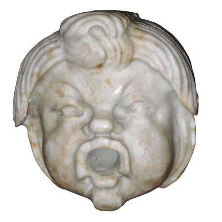 Early 19th Century Italian Marble Fountain For Sale at 1stDibs