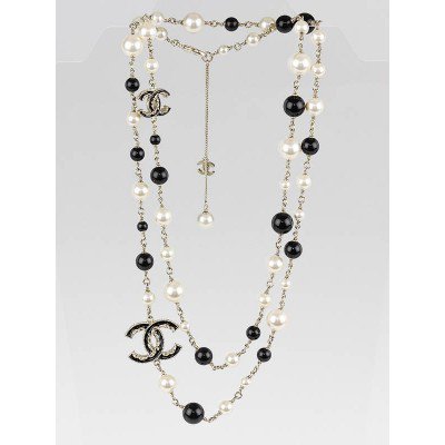 Chanel White/Black Beaded and CC Logo Long Necklace - Yoogi's Closet