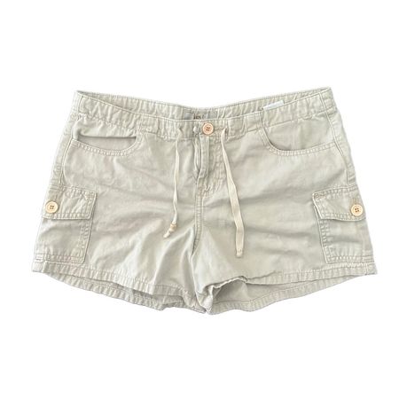 vintage y2k tan khaki low rise cargo shorts with... - Depop