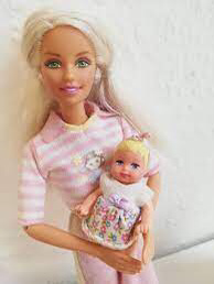bedtime barbie and krissy 01