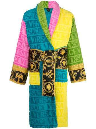 I love barocco bath robe