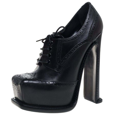 Louis Vuitton Black Brogue Leather Derby Platform Ankle Booties Size 39 For Sale at 1stDibs