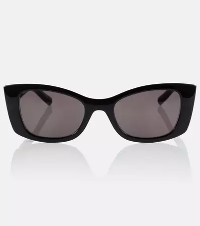 SL 593 Cat Eye Sunglasses in Black - Saint Laurent | Mytheresa