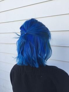 bob blue hair