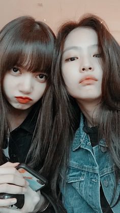 Luna and Ji eun