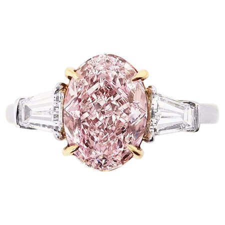 SCARSELLI 2 Carat Fancy Purple Pink Diamond Solitaire Ring GIA For Sale at 1stDibs | fancy pink diamond ring, 2 carat pink diamond, oval pink diamond ring