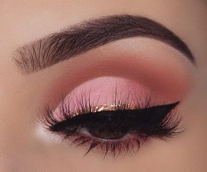 Light Pink Eye Makeup