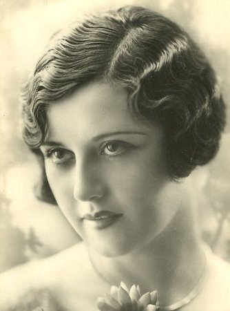 1920s curly hair - Google Search