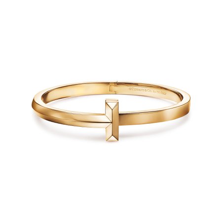 Tiffany T T1 wide hinged bangle in 18k gold, medium. | Tiffany & Co.
