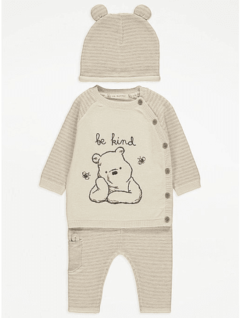 Baby Winnie the Pooh knitted outfit