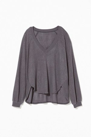 UO Lilith Cozy V-Neck Top | Urban Outfitters